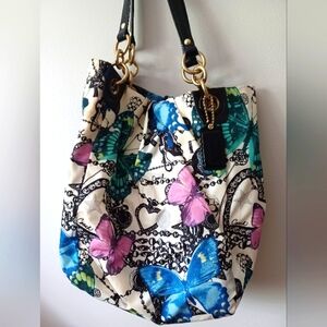 Coach Carly Butterfly Tote ♡